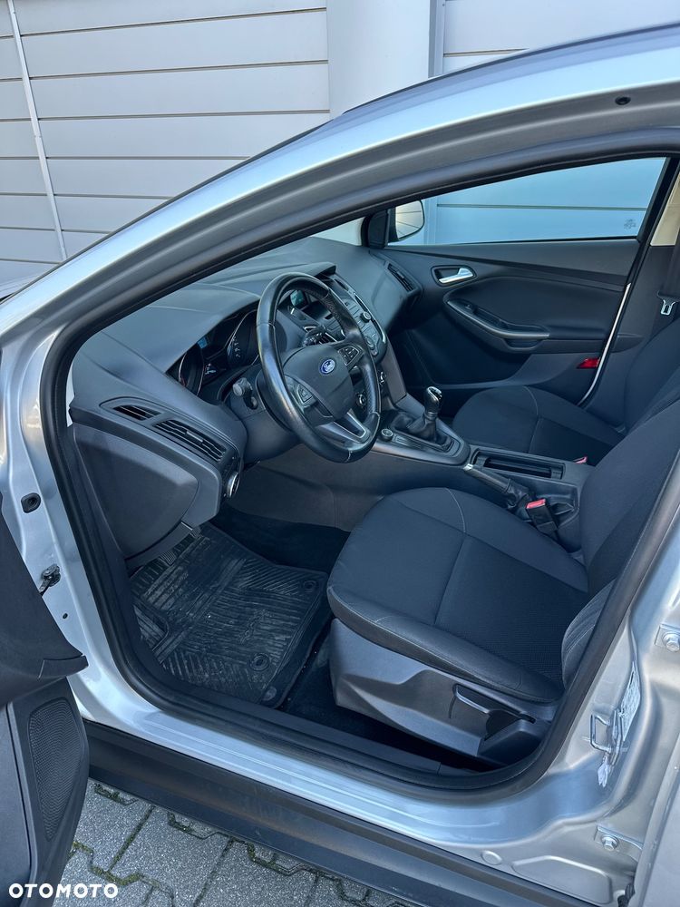 Ford Focus - 7