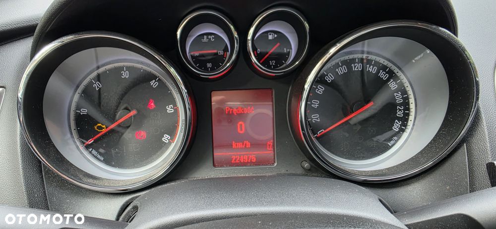 Opel Astra 2.0 CDTI DPF Cosmo - 10