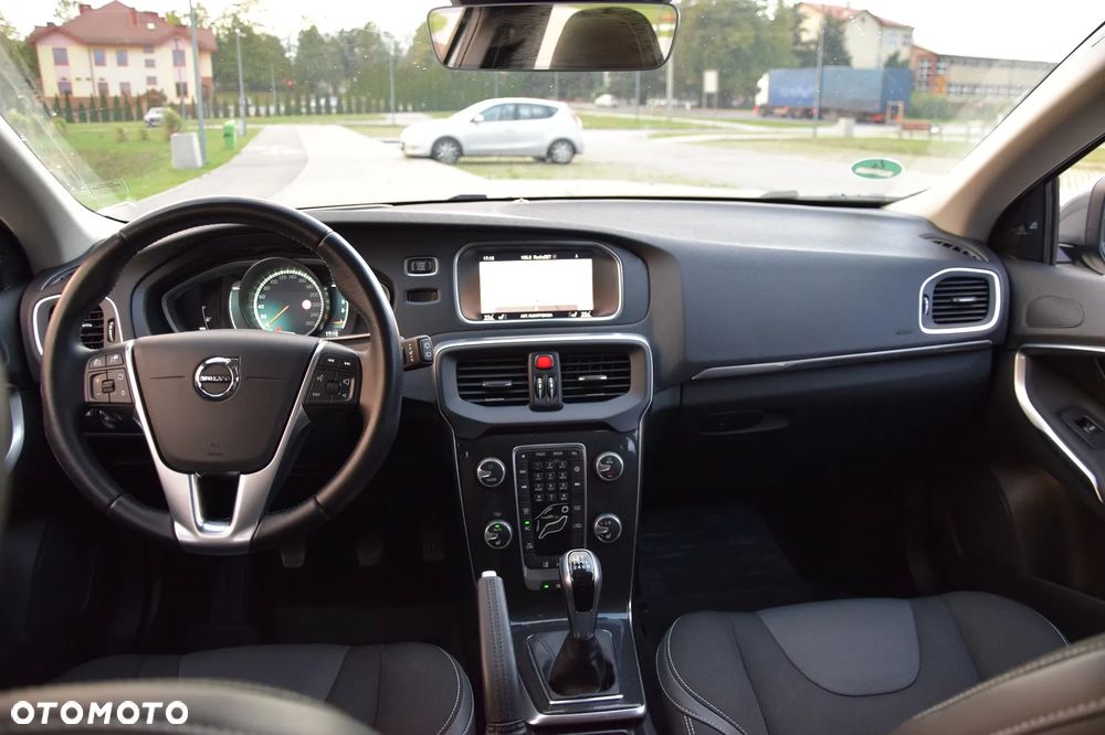 Volvo V40 - 20