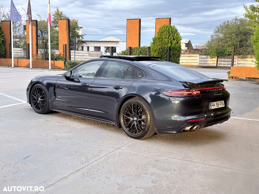 Porsche Panamera 4S Executive - 3