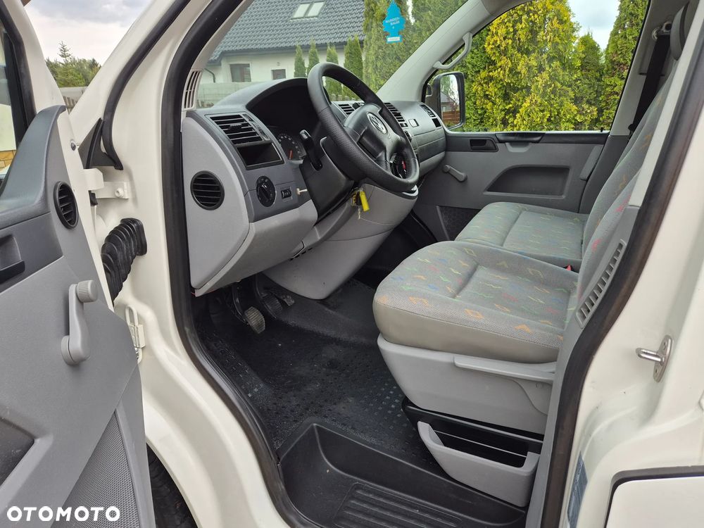 Volkswagen T5 Wywrotka - 26