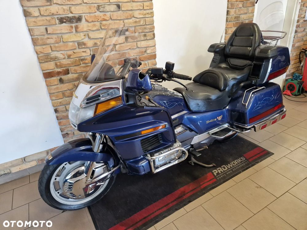 Honda GL - 8