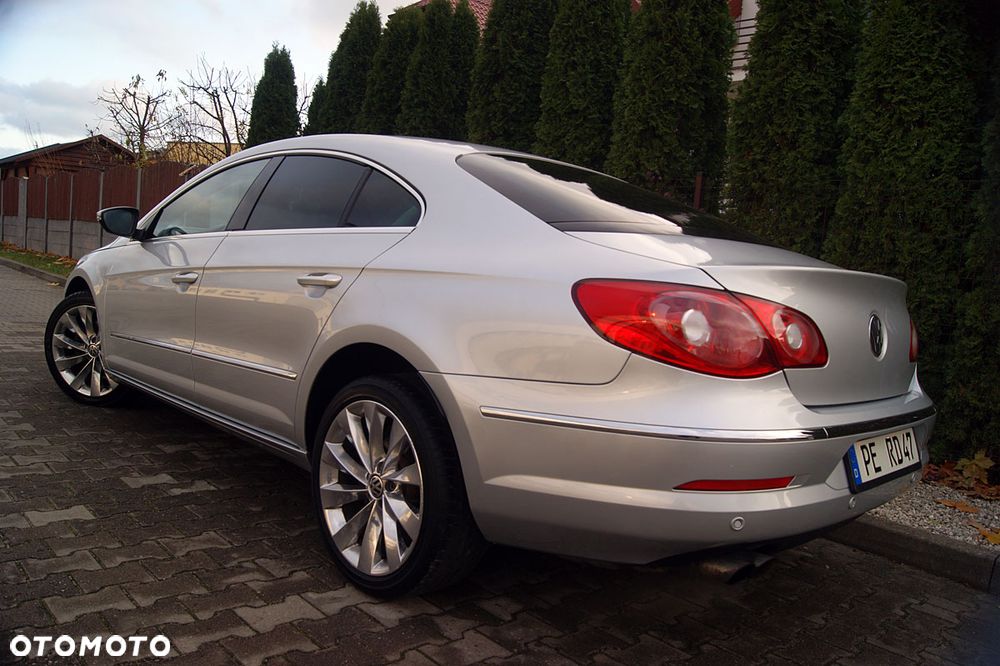 Volkswagen Passat CC - 19