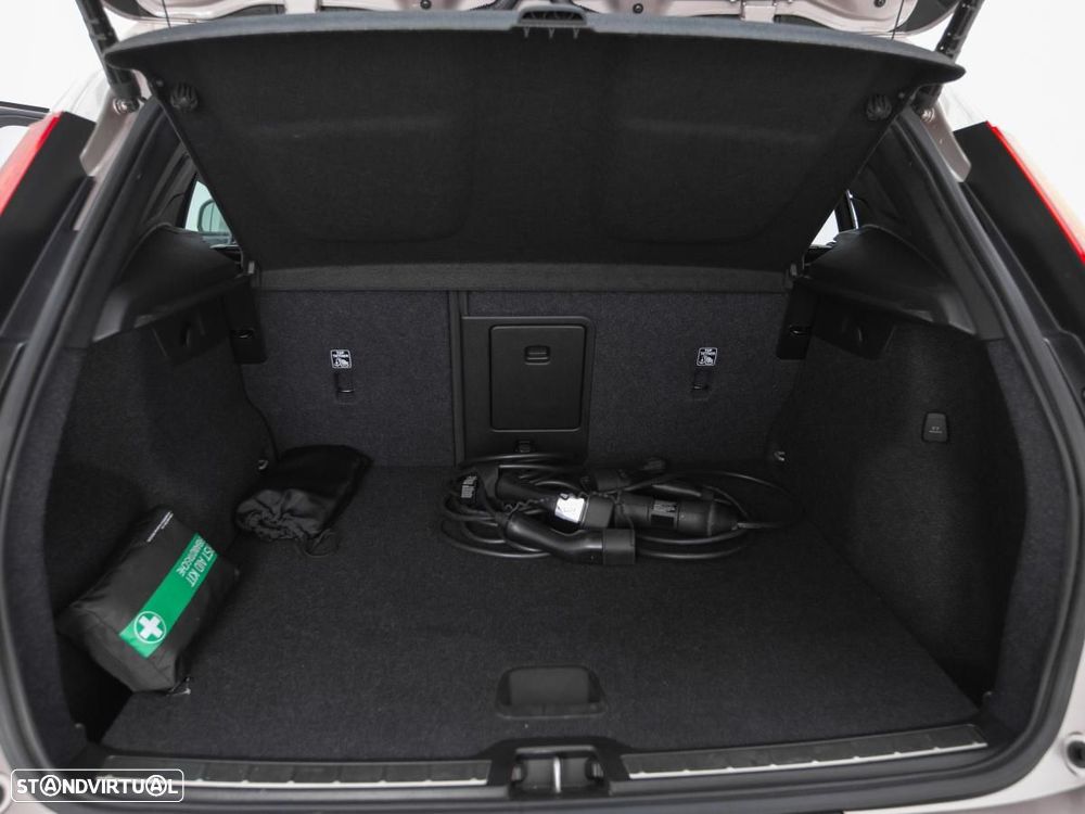 Volvo XC 40 1.5 T4 PHEV Plus Bright - 12