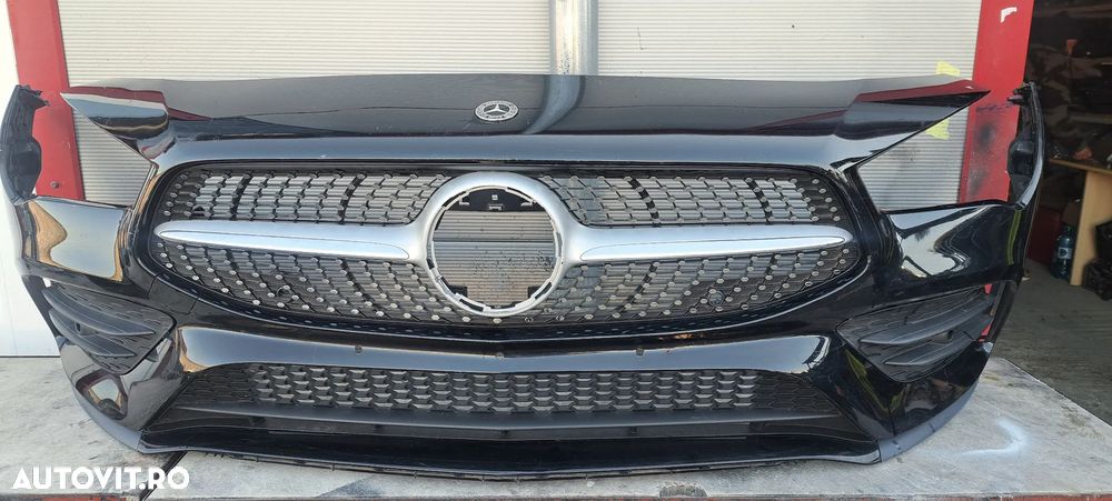 Bara fata Mercedes CLA C118 AMG - 1