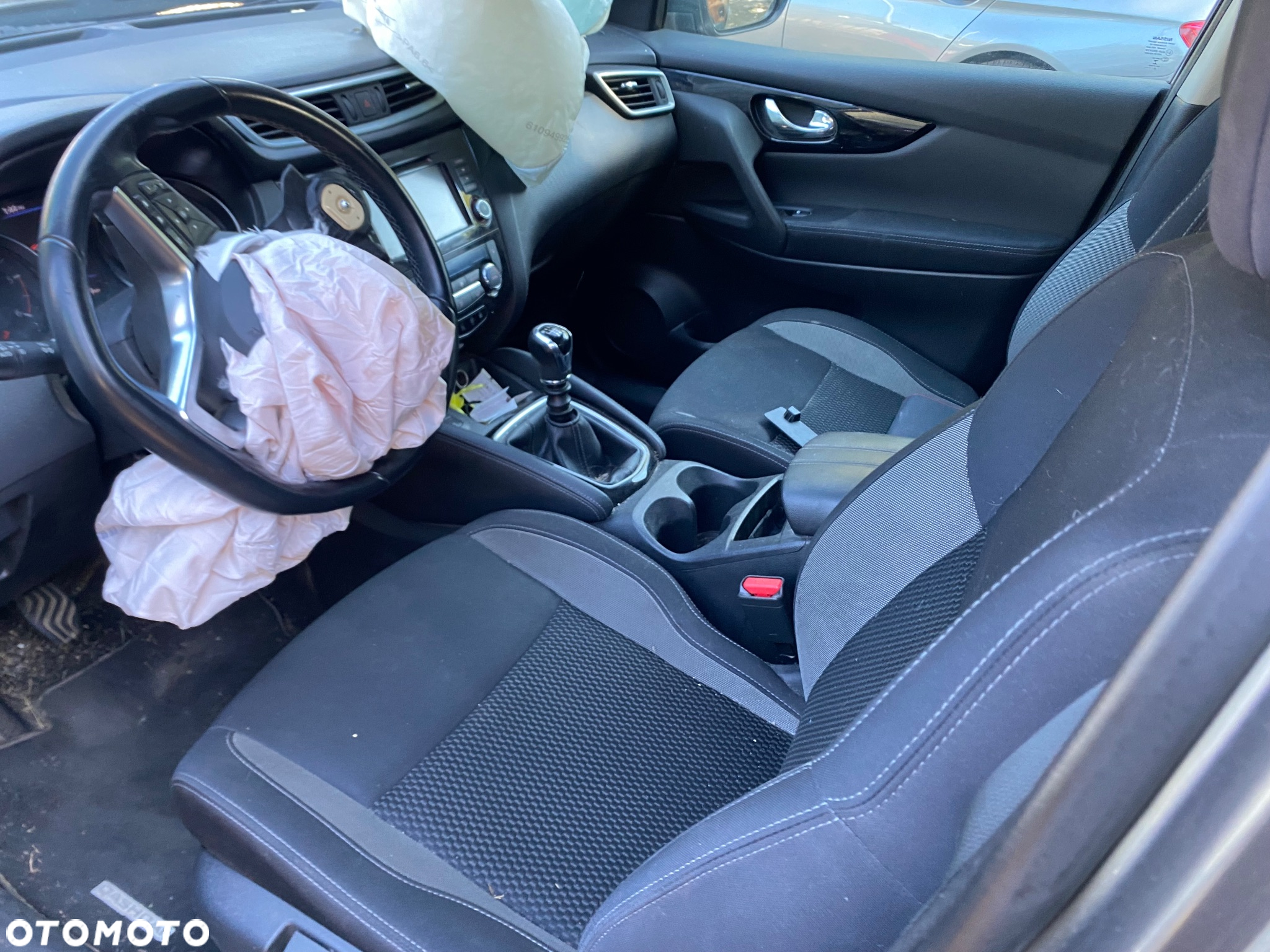 Nissan Qashqai 1.5 dCi ACENTA - 11