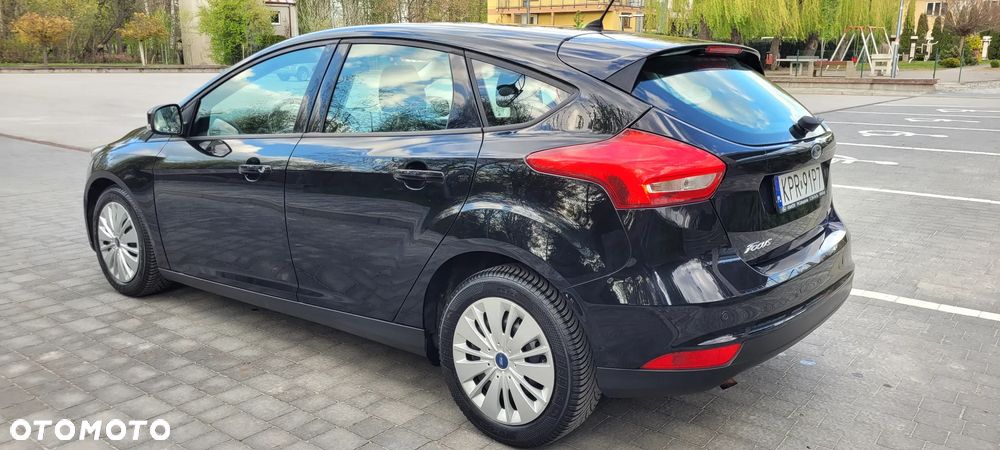 Ford Focus - 4