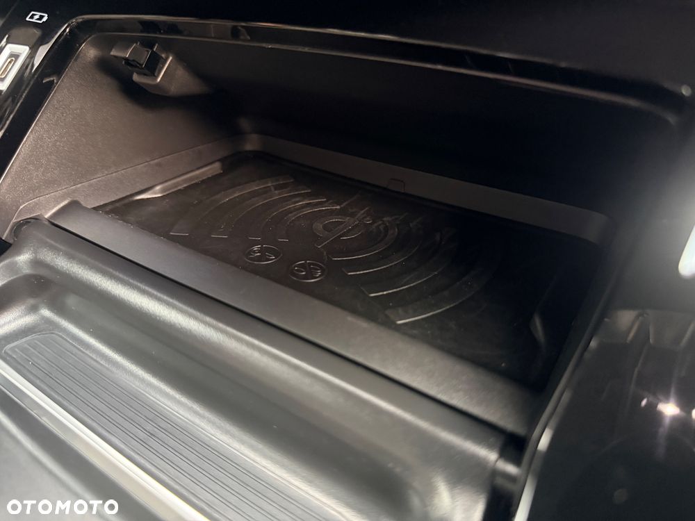 Peugeot 2008 BlueHDi 130 GT S&S EAT8 - 39