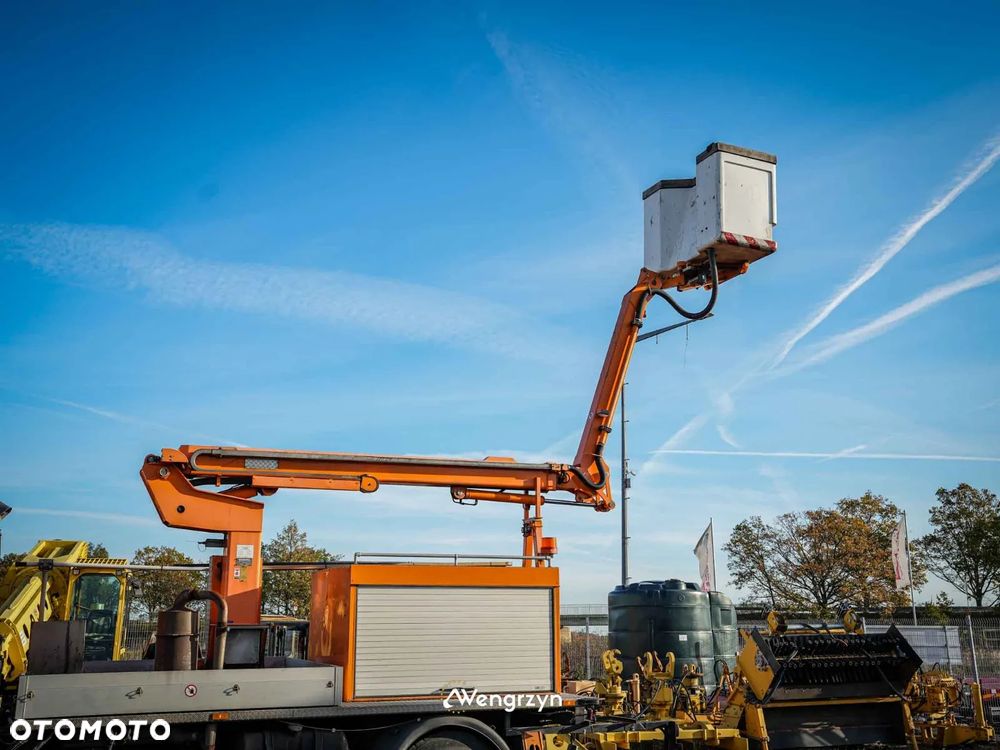 MAN MAN 14.170F Podnośnik koszowy - pojazd dwudrogowy do obsługi sieci trakcyjnej - 26