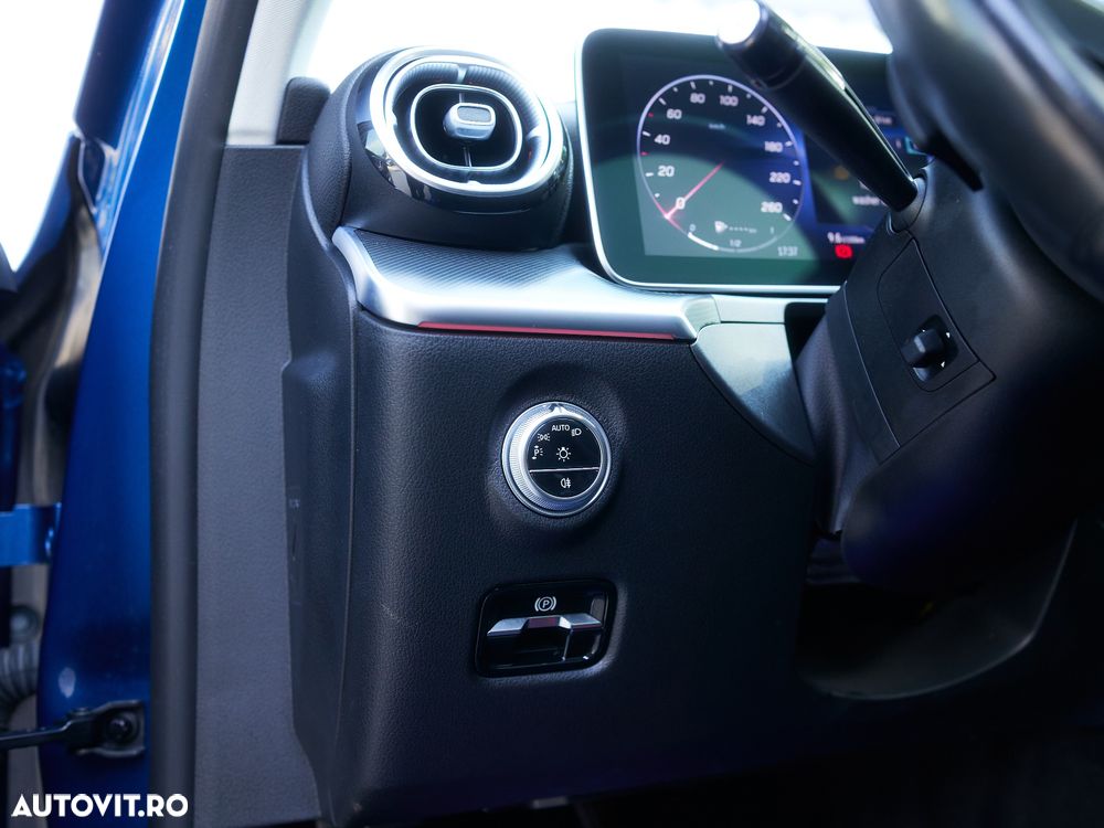 MERCEDES-BENZ C-Class 2022 — imagine 25