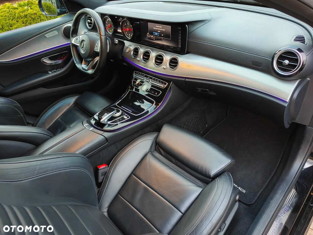 Mercedes-Benz Klasa E 220 d 4Matic 9G-TRONIC AMG Line - 9
