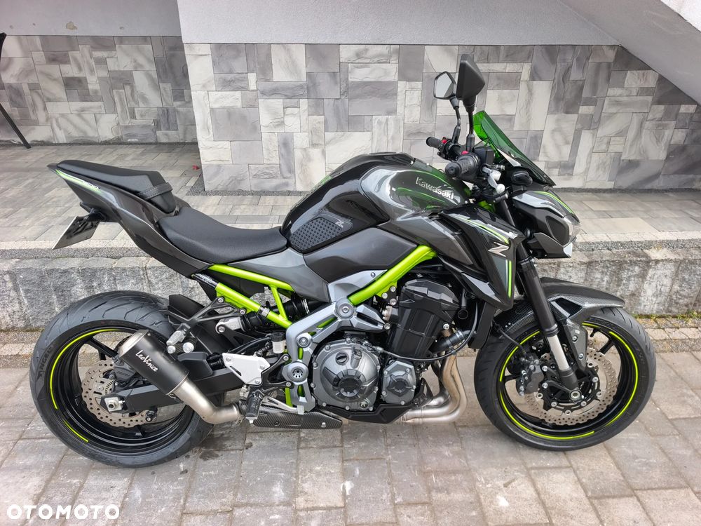 Kawasaki Z 900 - 12