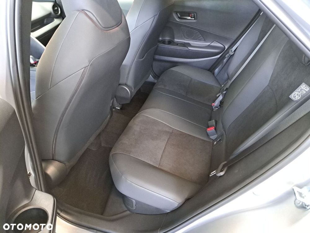 Toyota C-HR - 26