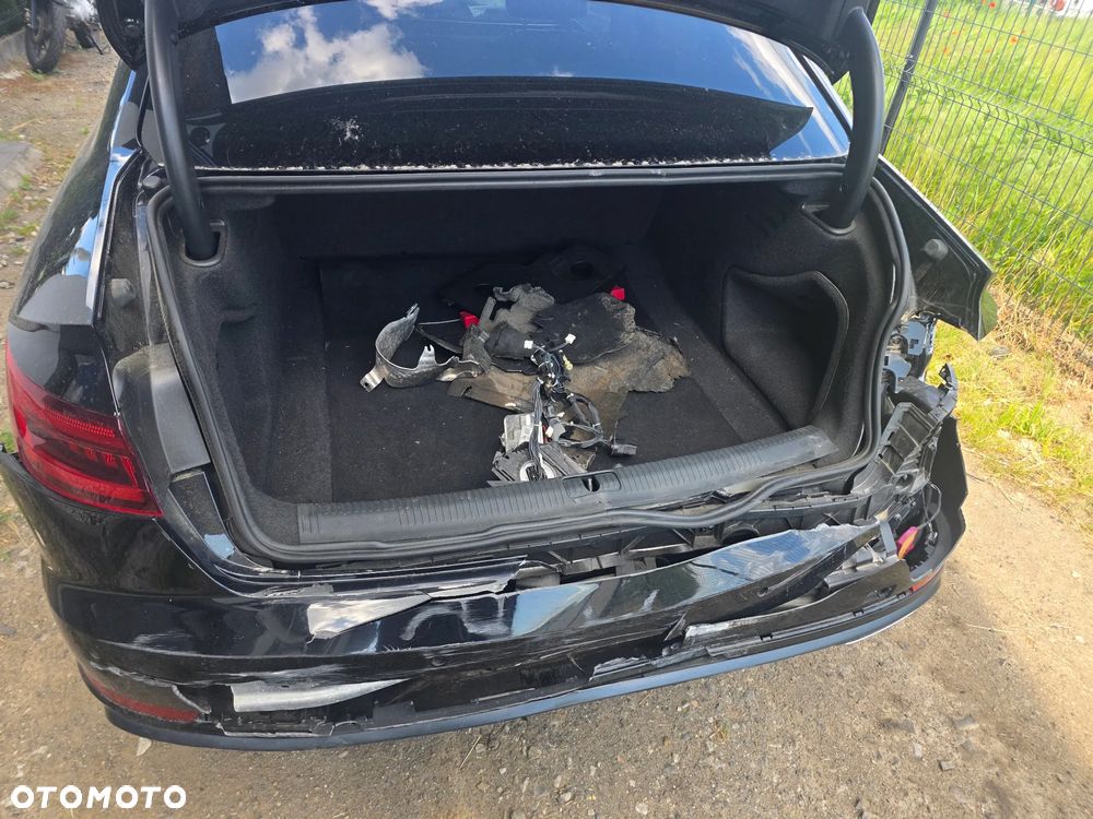 Audi A4 Limousine 2.0 TDI Sport S tronic - 8
