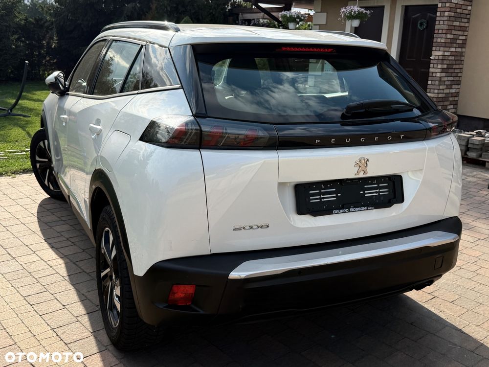 Peugeot 2008 BlueHDi 100 Allure - 20