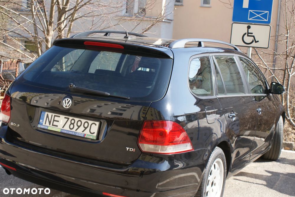 Volkswagen Golf 1.6 TDI Highline - 5