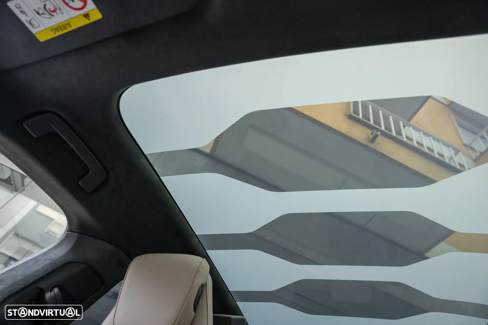 Porsche Taycan Sport Turismo GTS - 20