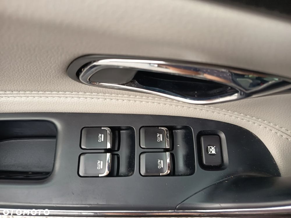 Kia Ceed 1.6 GDI Dream Team Edition - 26