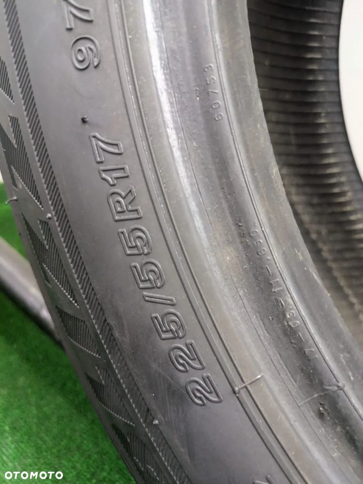 225 55 17 bridgestone blizzak lm-32 RFT - 4