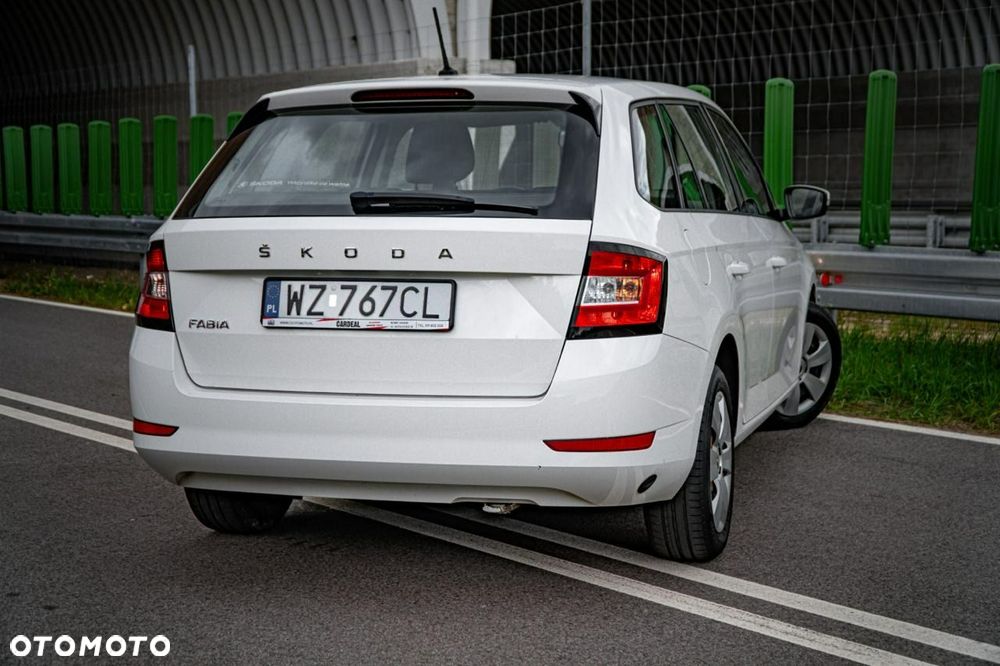 Skoda Fabia - 22
