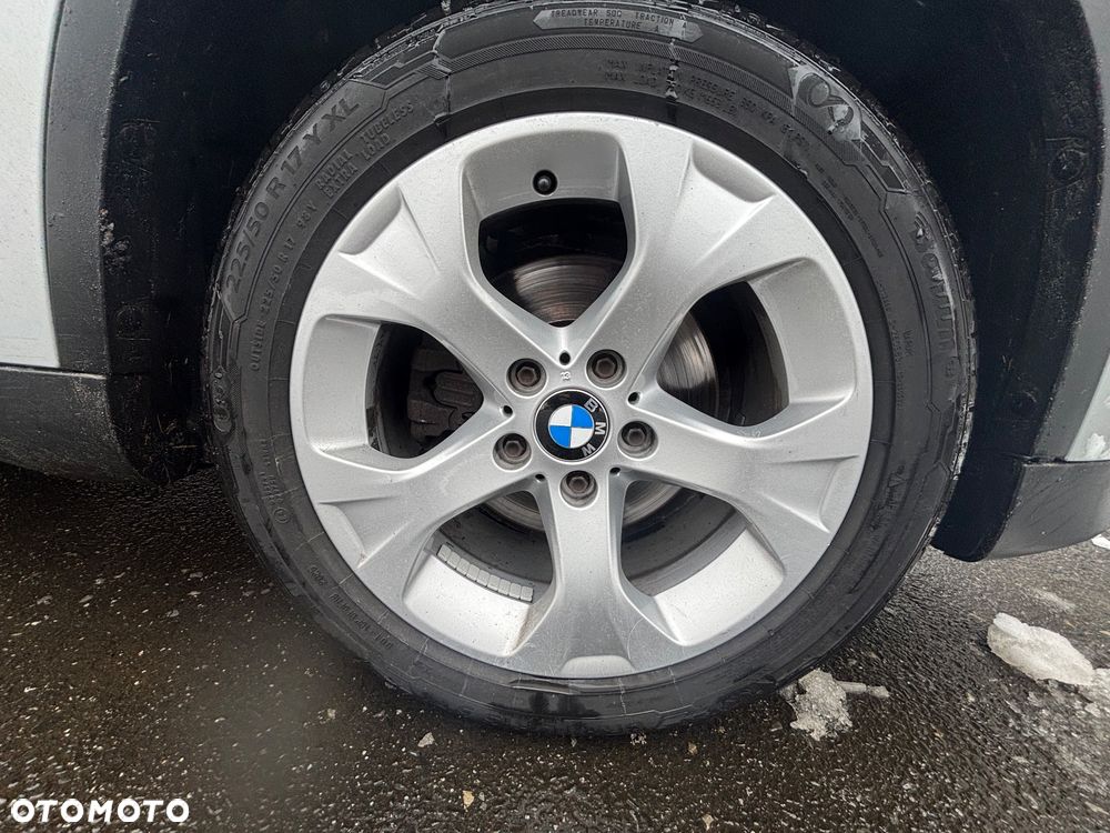 BMW X1 sDrive20d - 27