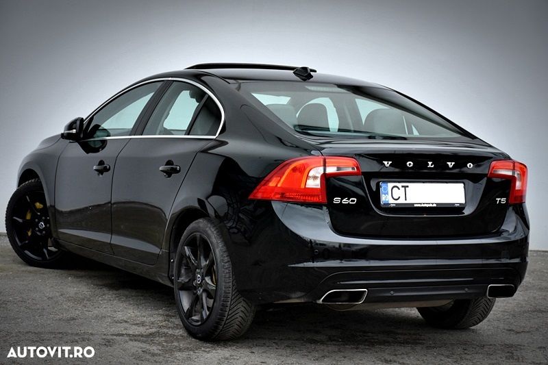Volvo S60 T5 AWD Momentum - 7