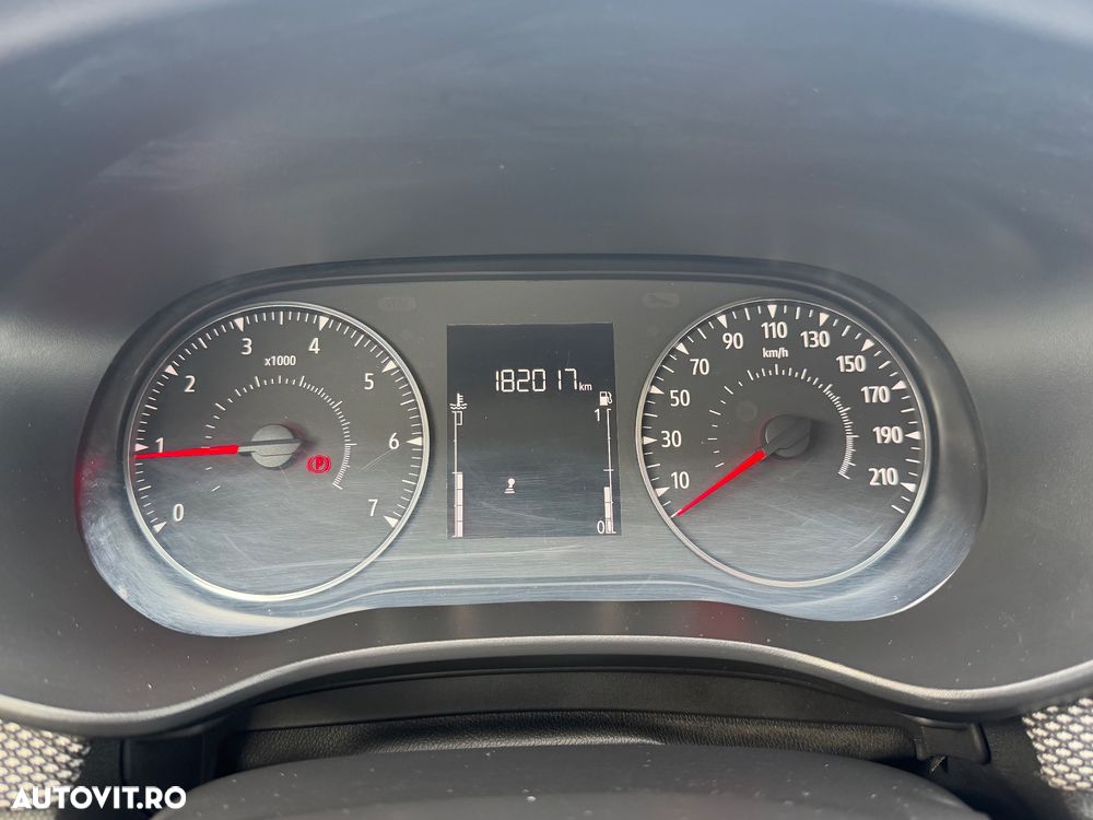 Dacia Logan TCe 90 MT6 Comfort - 24