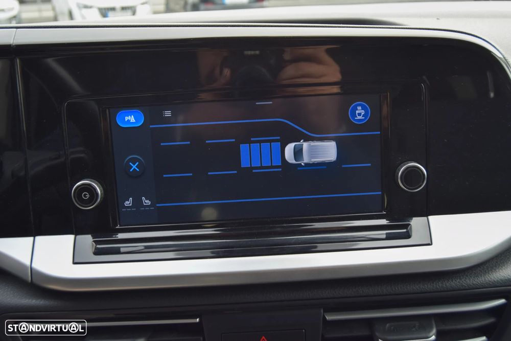 Ford Tourneo Connect 2.0 TDCi Titanium - 18