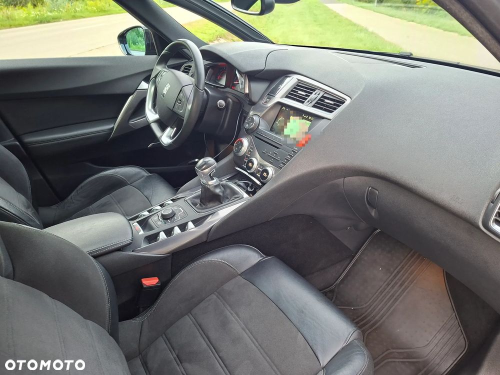 Citroën DS5 2.0 HDi SoChic - 11