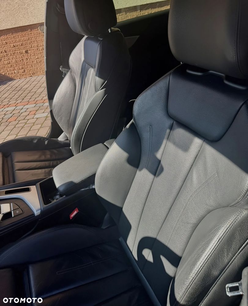 Audi A4 Limousine 40 TFSI S tronic - 7