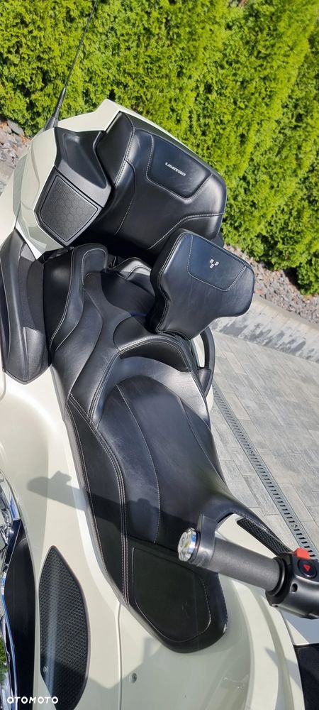 Can-Am Spyder - 11