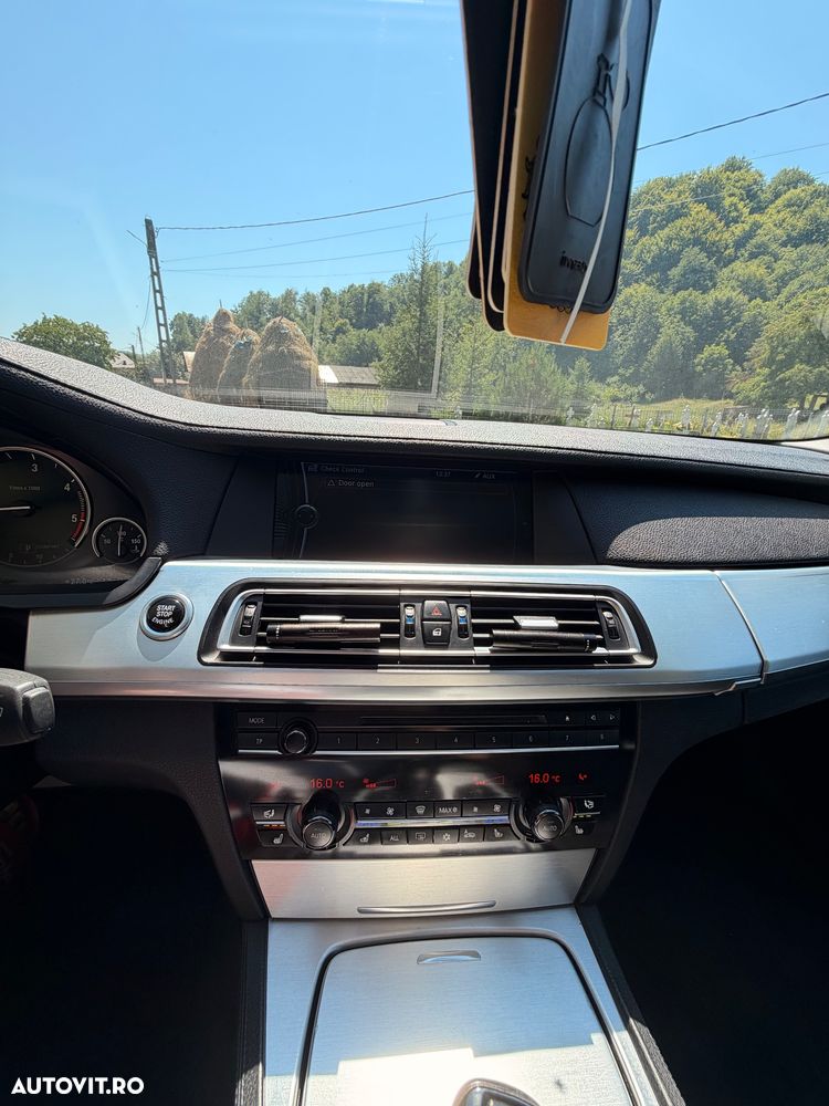 BMW Seria 7 730d Aut. - 9
