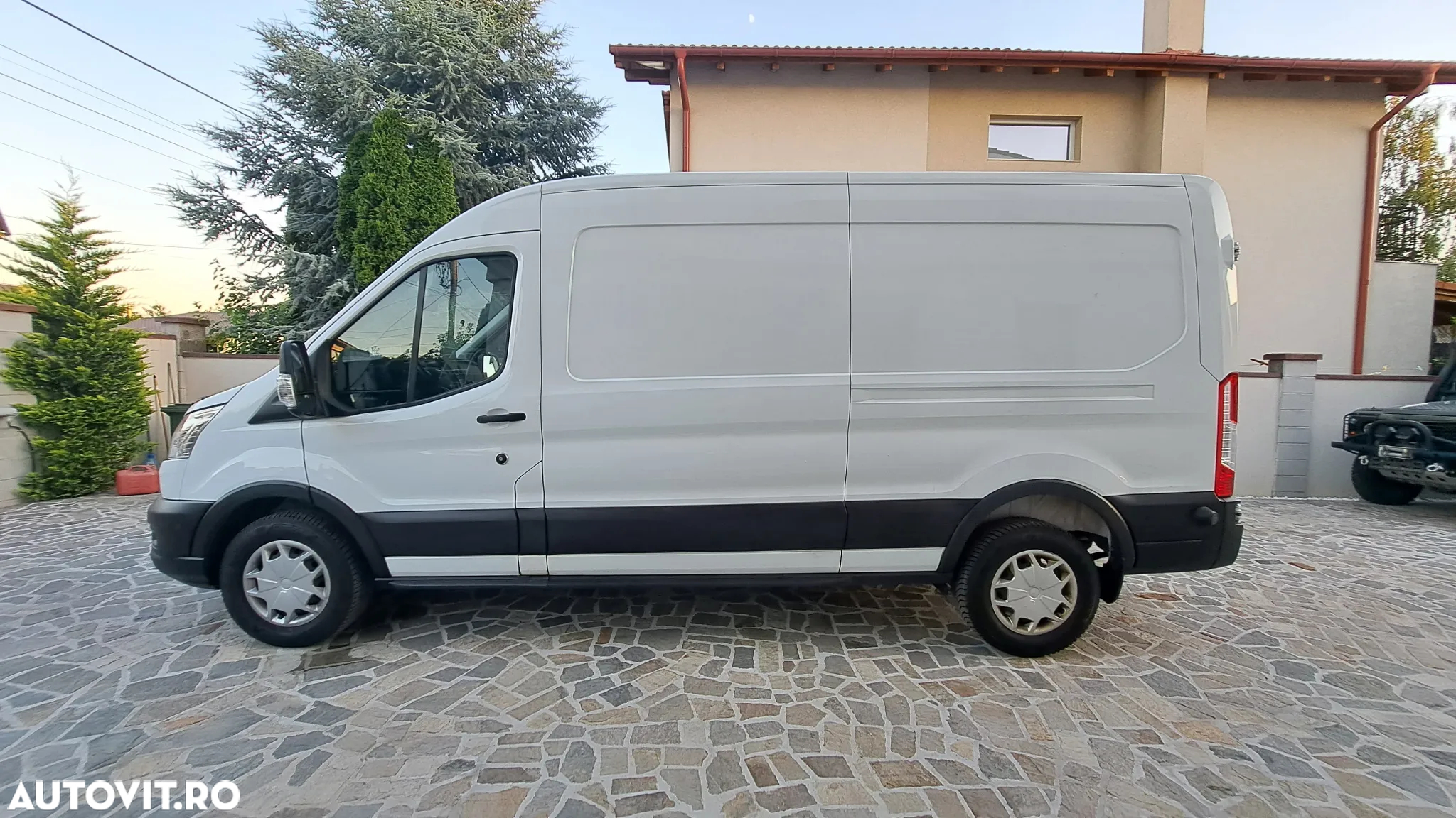 Ford TRANSIT VAN TREND L3H2 FWD - 8