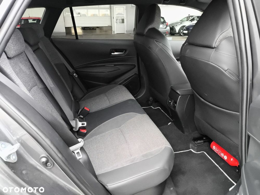 Toyota Corolla 1.8 Hybrid Style - 11