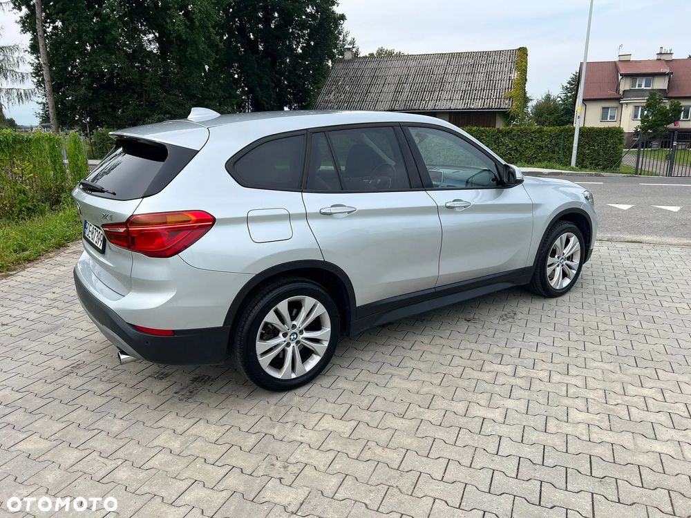 BMW X1 xDrive25d Sport Line sport - 7