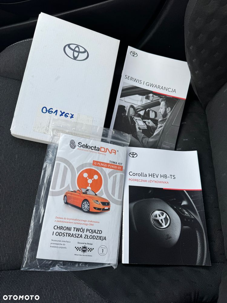 Toyota Corolla 1.8 Hybrid Comfort - 20