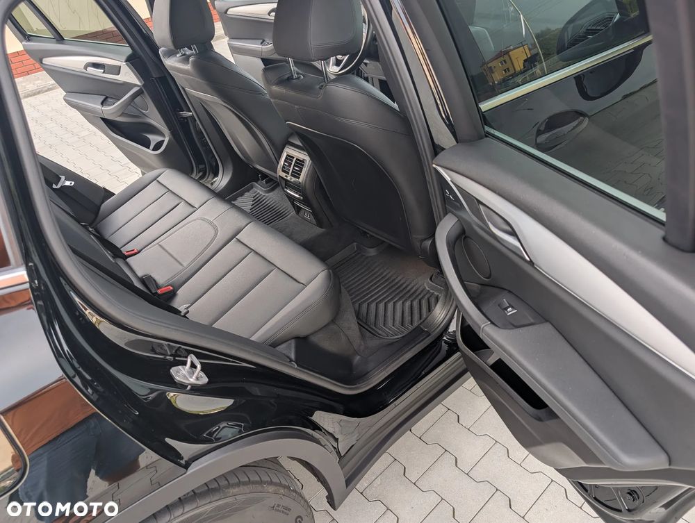 BMW X3 - 29