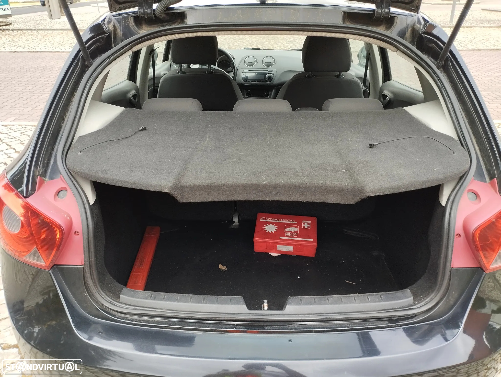 SEAT Ibiza 1.9 TDi Style DPF - 12