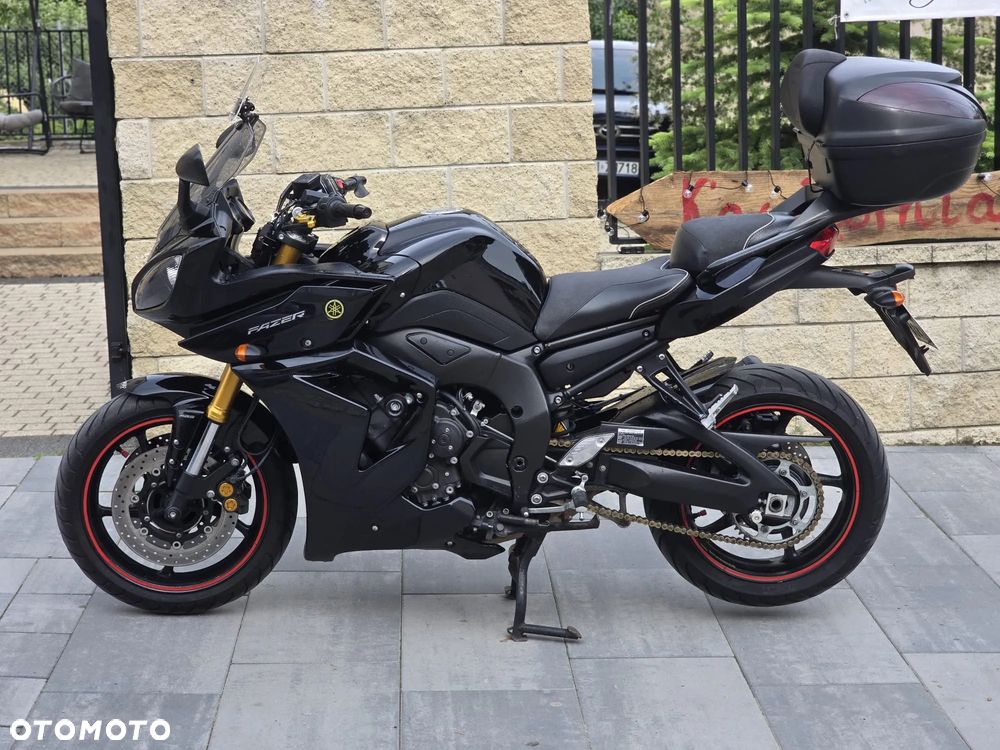 Yamaha FZ8 - 7