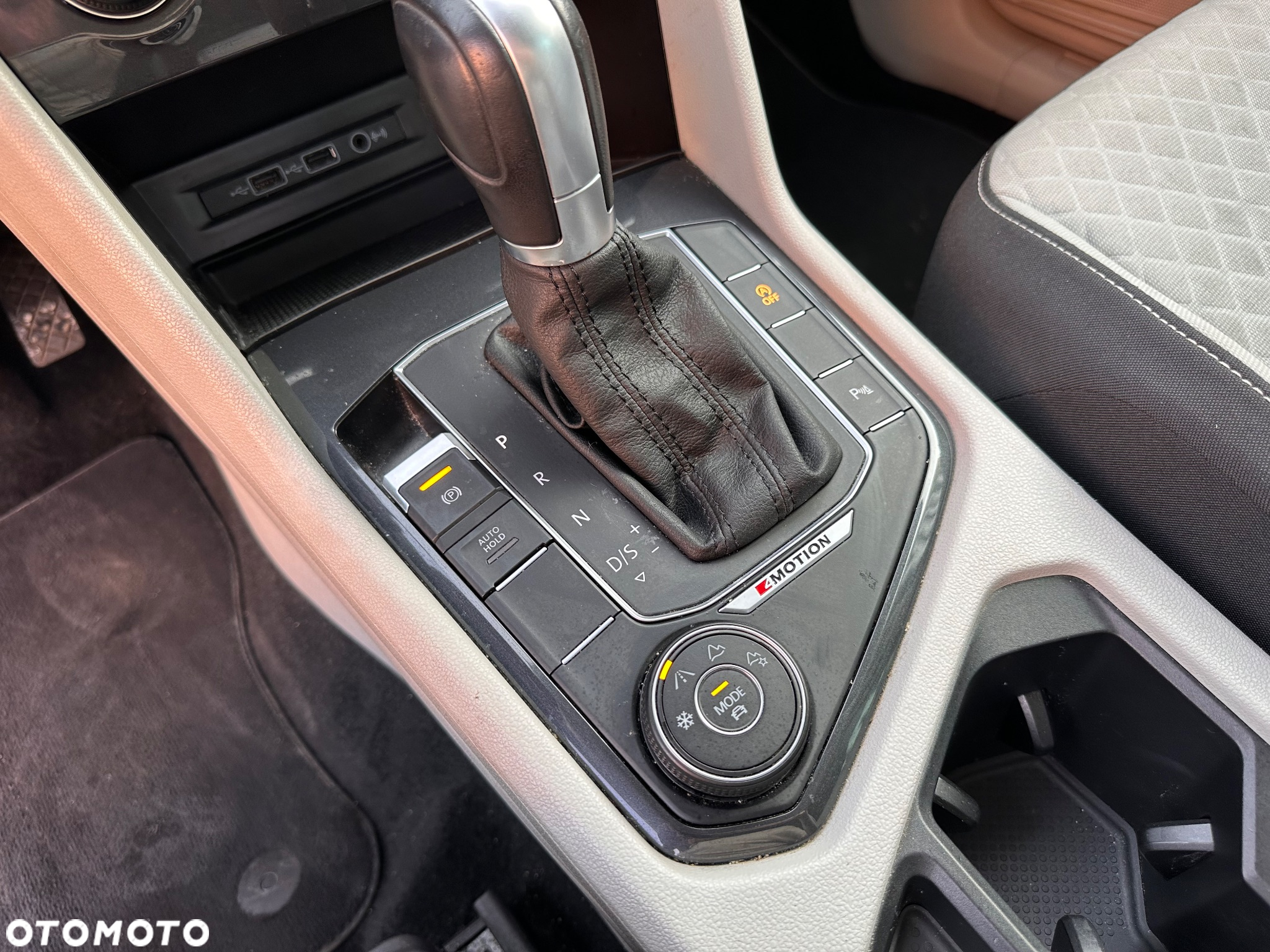 Volkswagen Tiguan - 25