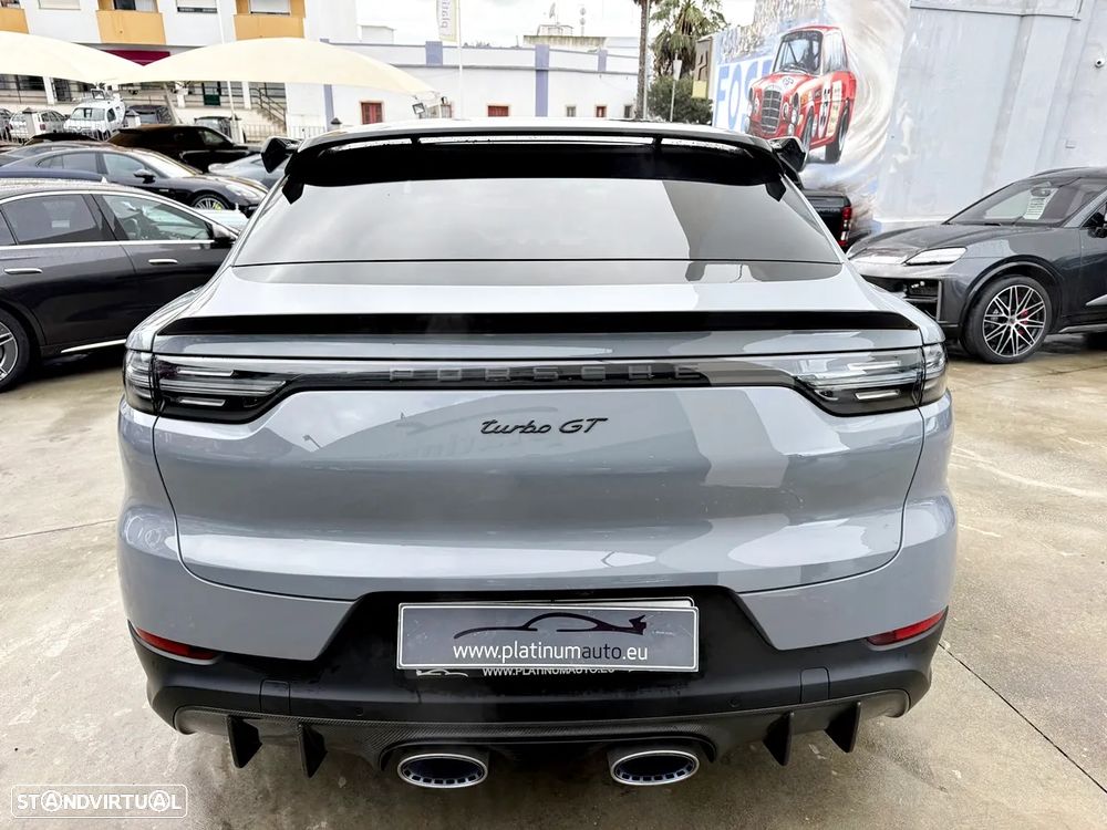 Porsche Cayenne Coupé Turbo - 4