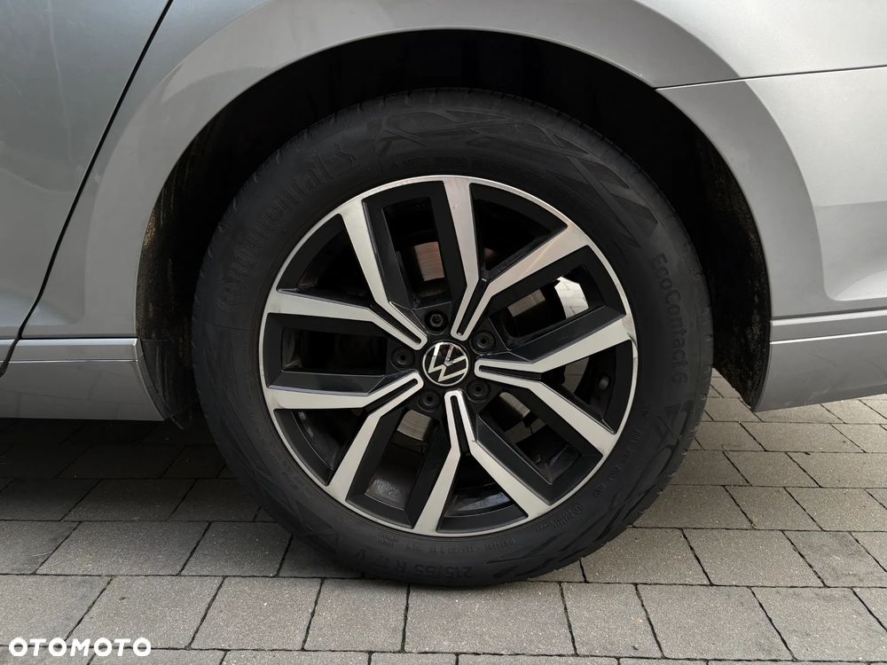 Volkswagen Passat 2.0 TDI EVO Business DSG - 29