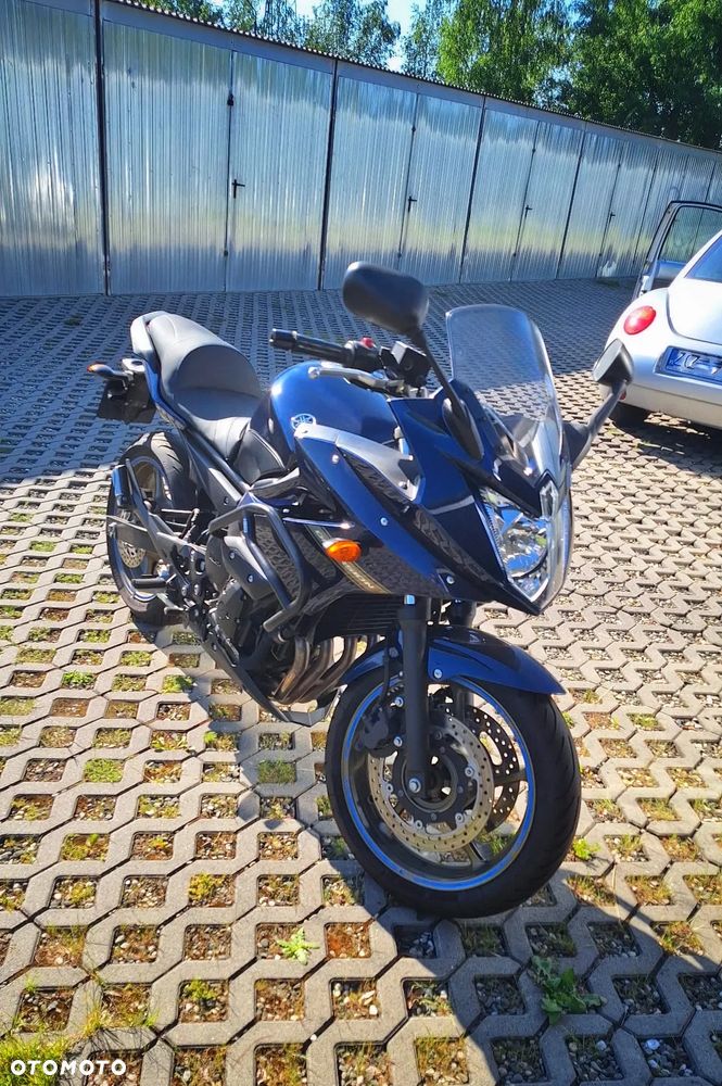 Yamaha XJ - 4