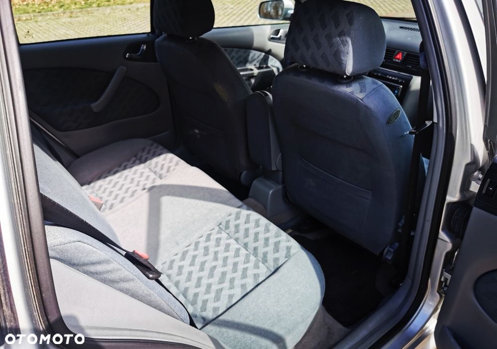 Skoda Octavia 1.8 T Combi Advance - 21