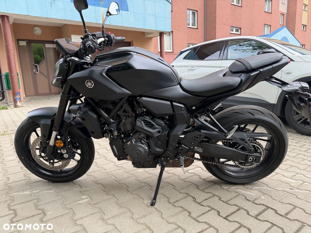 Yamaha MT - 8