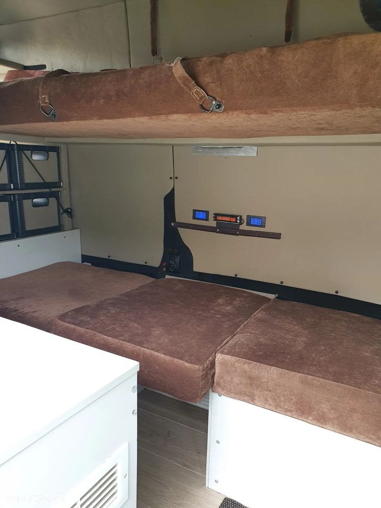 Renault Trafic - 15