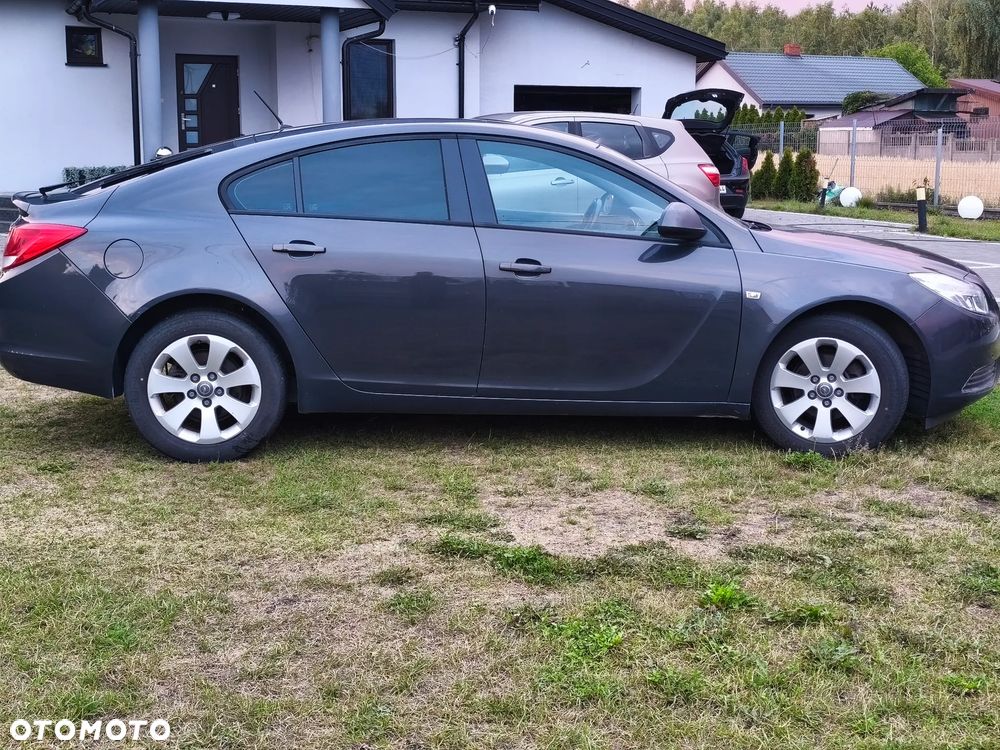 Opel Insignia - 8