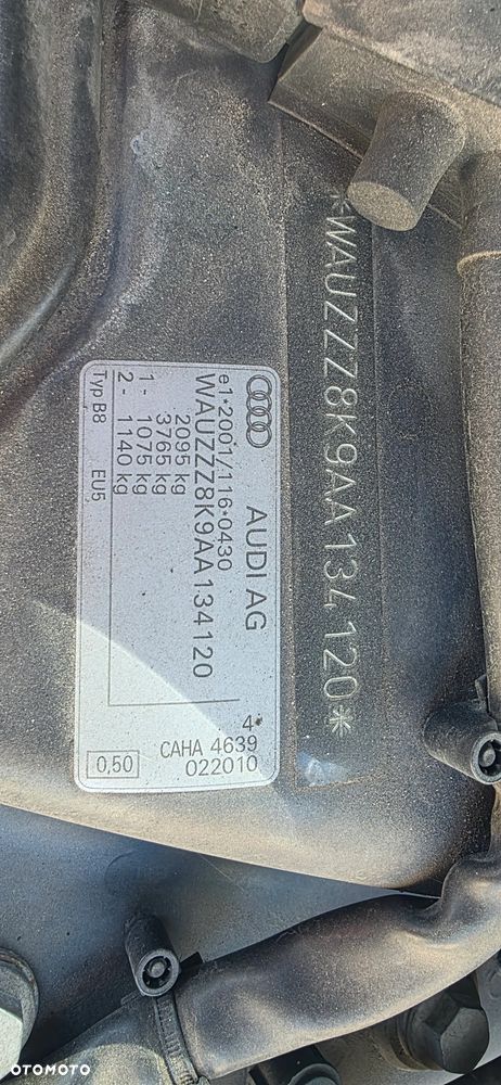Audi A4 Avant 2.0 TDI - 13