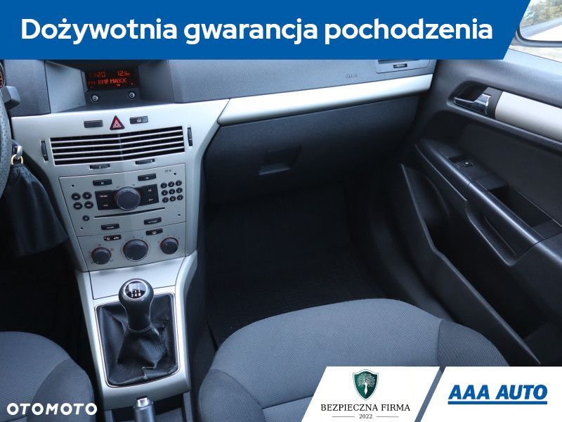 Opel Astra - 10