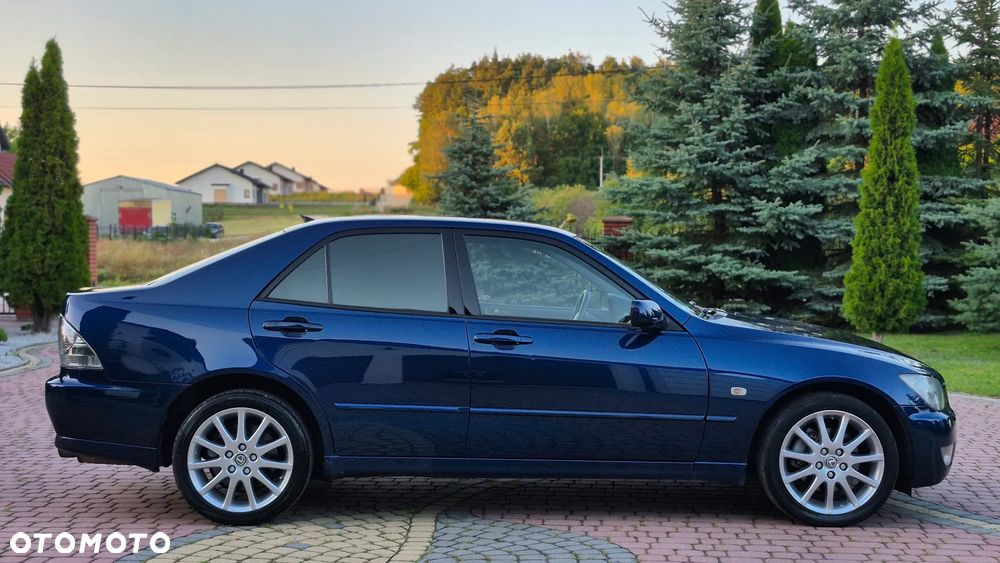 Lexus IS 200 Prestige - 4